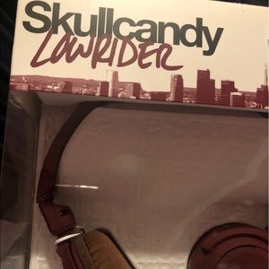 New never opened Skullcandy Lowrider headphones